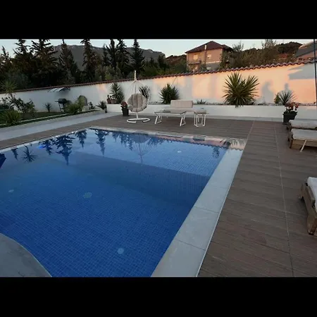 Villa Azzura Tirana